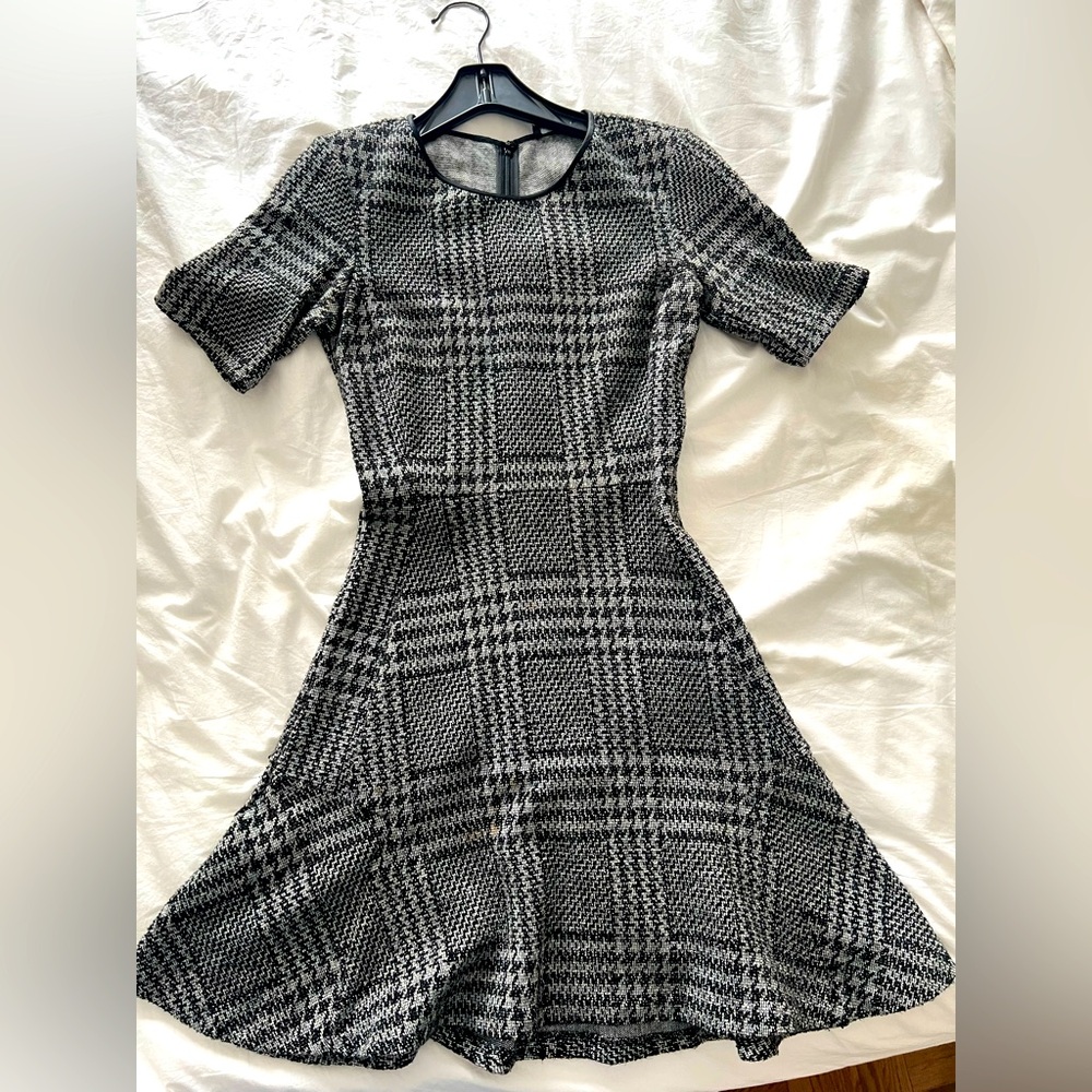 Theory tweed flounce dress size 2